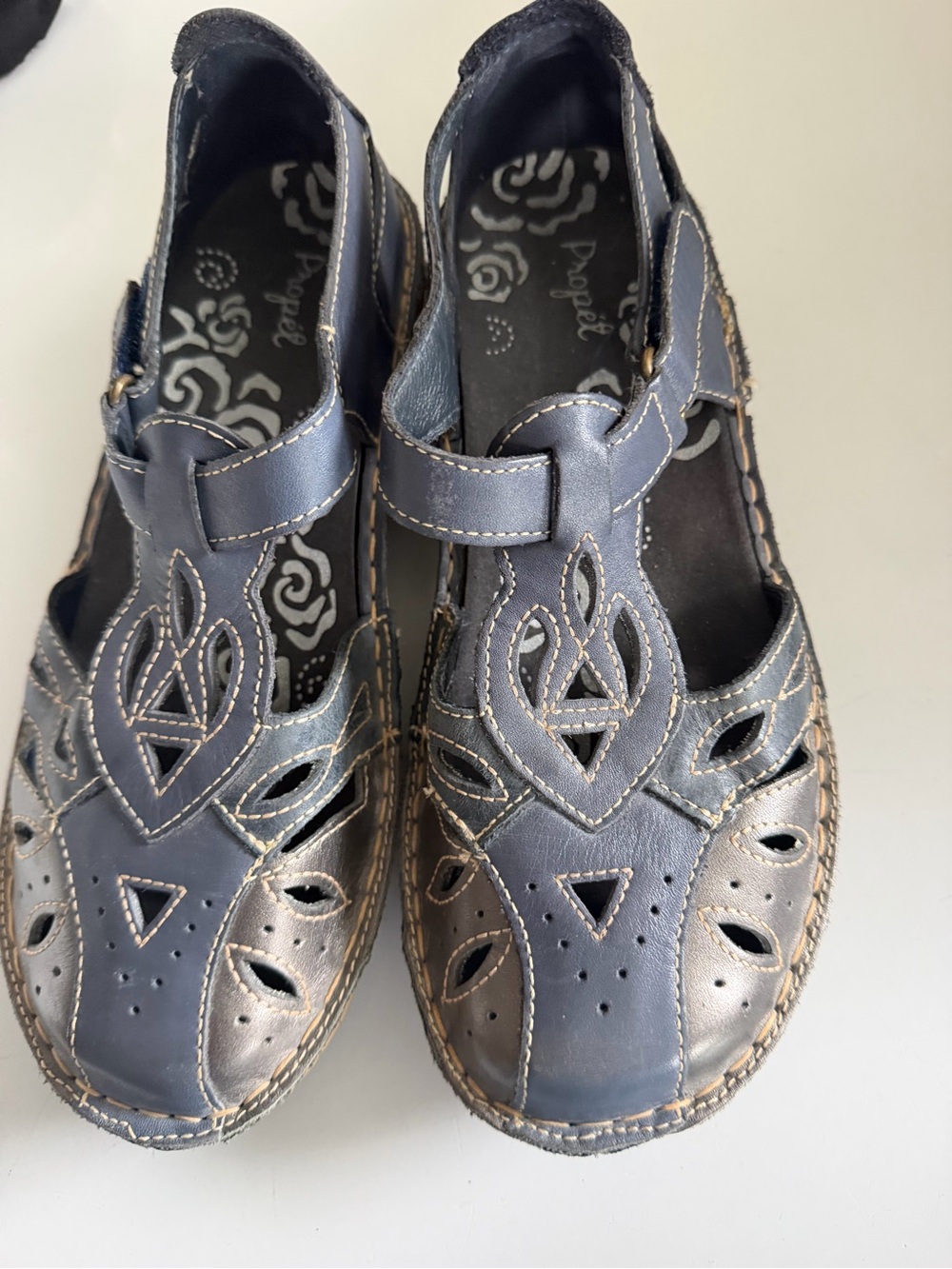 Propet Jenna Navy Blue Pewter Leather Fisherman Sandals 7.5W